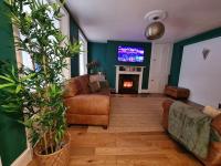 B&B Eastbourne - Upperton Hideaway Garden Apartment - Bed and Breakfast Eastbourne