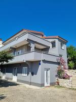 Apartments Jadran - Bed and Breakfast