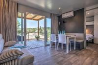 Mobile Home Luka plaza Slanica, Murter - B&B Murter