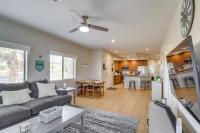 Sunny Bullhead City Getaway with Balcony and Grill!