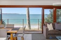 B&B Batemans Bay - Casey's Beachfront - Bed and Breakfast Batemans Bay