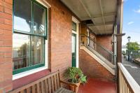 Idyllic Heritage Home Footsteps to the Harbour - Chambres d’hôtes Sydney