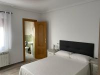 TRES COLUMNAS - B&B