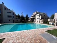 Pool apartment 5 minutes walk from beach - B&B Porto Rafti