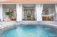 Villa met Eigen Zwembad