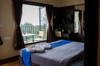 Queen Room with Balcony