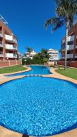 Apartamento planta baja con piscina - B&B Denia