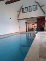 Gîte du Plantagenêt - Piscine intérieure privative - Chambres d’hôtes Rouez-en-Champagne