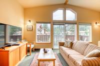 Icicle Village Resort 507: Alpenglow Condo - B&B