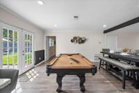 Pool Stay Near DT, Heights WiFi Games Yard BBQ - B&B Houston
