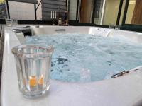 Les trois Terrasses avec SPA et Sauna - B&B Avallon