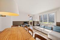 Sunny Design Chalet in Engelberg with spectacular view on Mount Titlis - B&B Engelberg