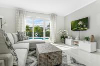 10 mins from Pompano Beach! With pool access - Ferienwohnung