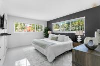 Expansive wiith pool access, 10 mins from Pompano Beach - Ferienwohnung Pompano Beach