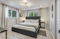 Renovated professional design, grill lake view! 1 - B&B Hallandale Beach