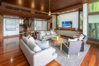 4 bedroom sea view back row villa – Villa 35