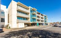 412, 162 Hindmarsh Rd, Victor Harbor - B&B