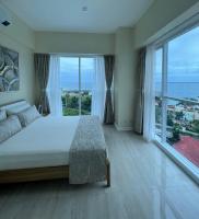 La Mirada Residences Sea-view Suites - B&B Mactan