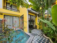 Hoi An Rosie Villa - 2 Bedrooms with Private Pool and Local Hoi An Decor - B&B
