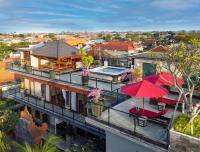 Winy Estate - Luxury Villa with Rooftop Jacuzzi - Ferienwohnung