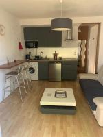 Beau T2 meublé récent - B&B