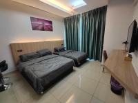 Alish Studio Apartment with Pool, Netflix, Wifi - B&B Gua Musang