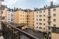 WeHost Luxurious 2BR in the Sea-Side Neighbourhood - B&B