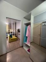Красивая квартира в центра города Шымкент Жк Рахат Кунаева 38б - Bed and Breakfast