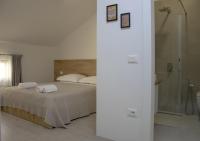 Old olive - B&B Tirana