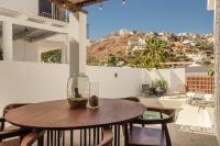 Casa Gallo, Heated Pool, Exclusive Beach & Great Location - Chambres d'hôtes Cabo San Lucas