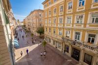 Cosy&Lux on main square, Korzo Rijeka - B&B