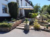 Private Use-Mount Pleasant Hotel 17 BR (sleeps32) - B&B