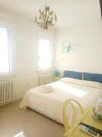 Deluxe Double Room (2 Adults + 1 Child)