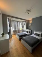 Stunning House 15 min from Wembley arena - B&B