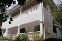 Gigi's Self Catering Apartment - Chambres d’hôtes Port Glaud