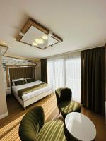 King Room with Balcony