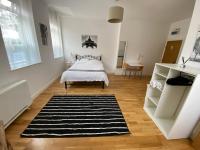 B&B Leicester - Midland apartments- Open plan - Bed and Breakfast Leicester