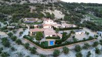 ENTRESIERRAS Apartamentos rurales piscina 24h con barbacoa y espacio para eventos - Bed and Breakfast Cazorla