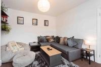 B&B Haywards Heath - Lavender Lodge - Near Shops & with Free Parking - Bed and Breakfast Haywards Heath