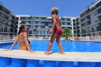 Apartamento con vistas a la piscina