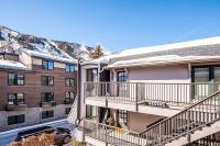 Chateau Dumont Unit 2, Condo with Central, Downtown Location - B&B