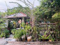 Dusun Indah Cottage 1 - B&B