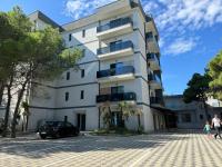 Seaside Sun and Fun - B&B Velipojë