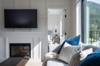 Stoked 4Ever - Revelstoke Condo (+Hot Tub) - B&B Revelstoke