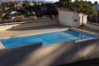 Charmant 2p au calme, jardin, piscine, vue panoramique et stationnement - Chambres d'hôtes Villeneuve-Loubet