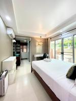 Hub53 Coliving Space - Bed and Breakfast Chiang Mai