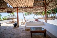 Beachfront Villa Hideaway ZanzibarHouses - Bed and Breakfast