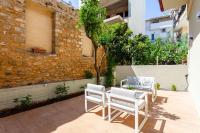 Kalamata Cosy Haven Hidden Gem In the City Center - B&B