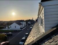 Largs Top Floor Flat - B&B