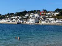 B&B Saint Mawes - Fresh, bright house, fab views, 6 mins to the sea, onsite parking x 2 - Bed and Breakfast Saint Mawes